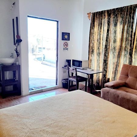 Suite Amplia Privada A 8 Min Del Centro Aguascalientes Eksteriør bilde